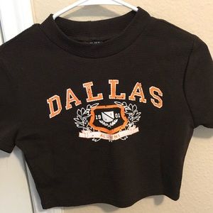 A small Dallas shirt crop top